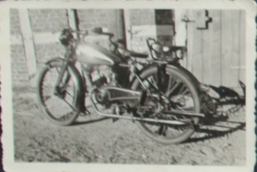NSU Quick Motorbike 1951 original photo (9465)